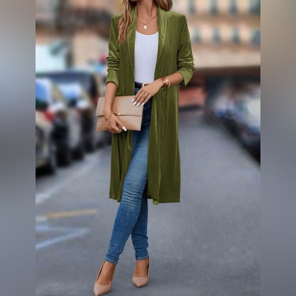 SHEIN Sweaters - NEW Green Crushed Velvet Duster sz L